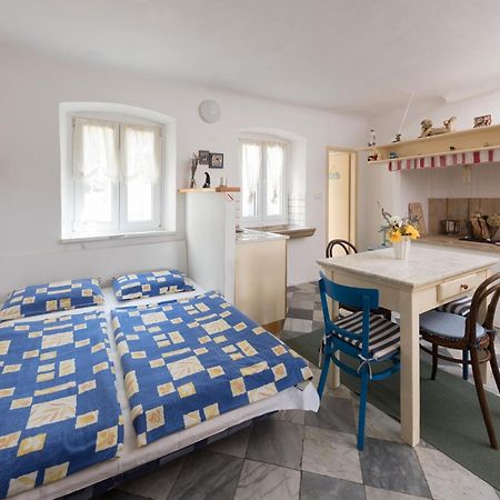 Apartments Mirakul Mali Lošinj Δωμάτιο φωτογραφία